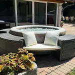 Rose Villa *